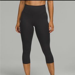 Lululemon Base Pace Cropped Legging